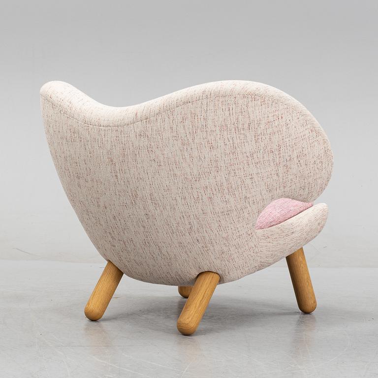 Finn Juhl, fåtölj, "Pelican Chair", onecollection House of Finn Juhl.