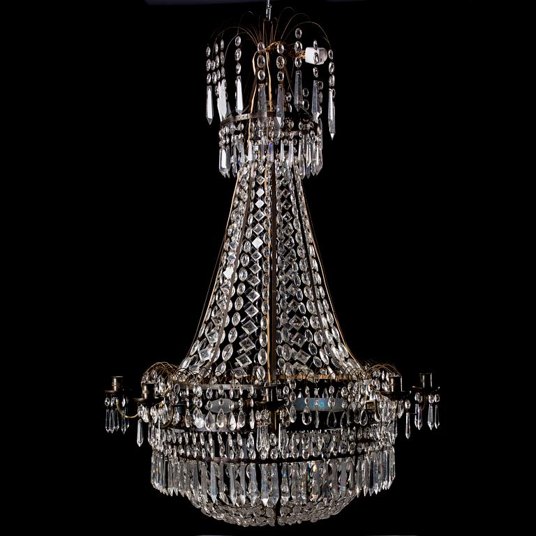 TAKKRONA, gustaviansk stil, 1800-talets senare hälft. Höjd 104 cm.