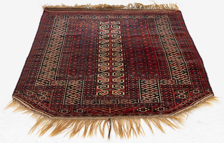 A Yomud Salachak, West Turkmenistan, c. 115 x 94 cm.