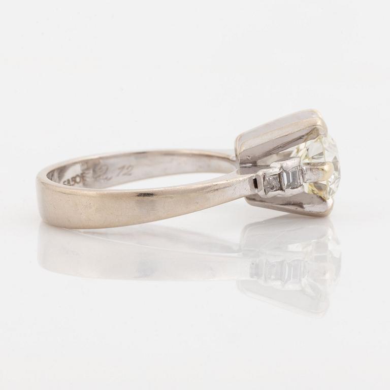 2.12 ct brilliant cut diamond ring.