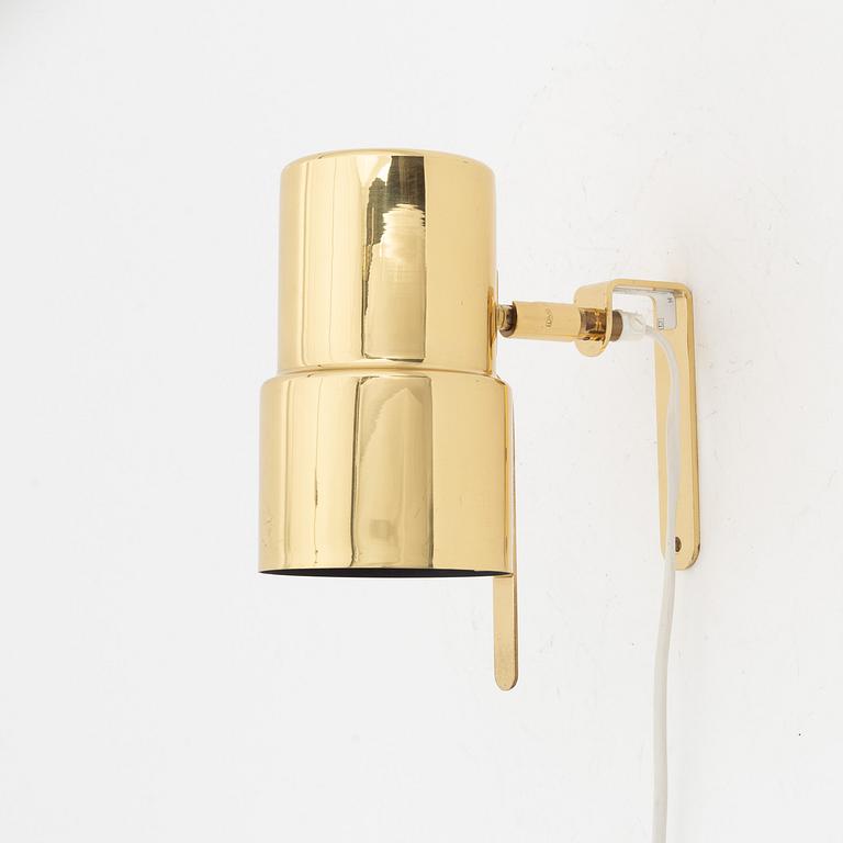 Hans-Agne Jakobsson, a V324 brass wall lamp, Markaryd,, second half of the 20th century.