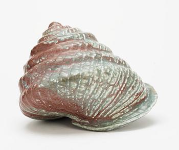 A Gunnar Nylund stoneware sculpture of a seashell, Rörstrand.