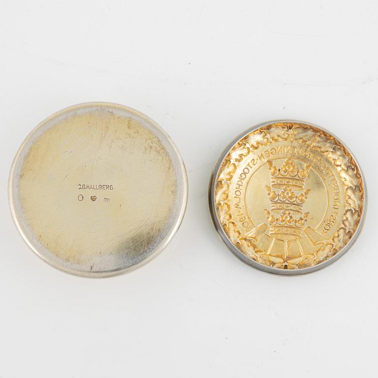 Ferdinand Boberg, a lidded box, silver and enamel. CG Hallberg Stockholm 1909.