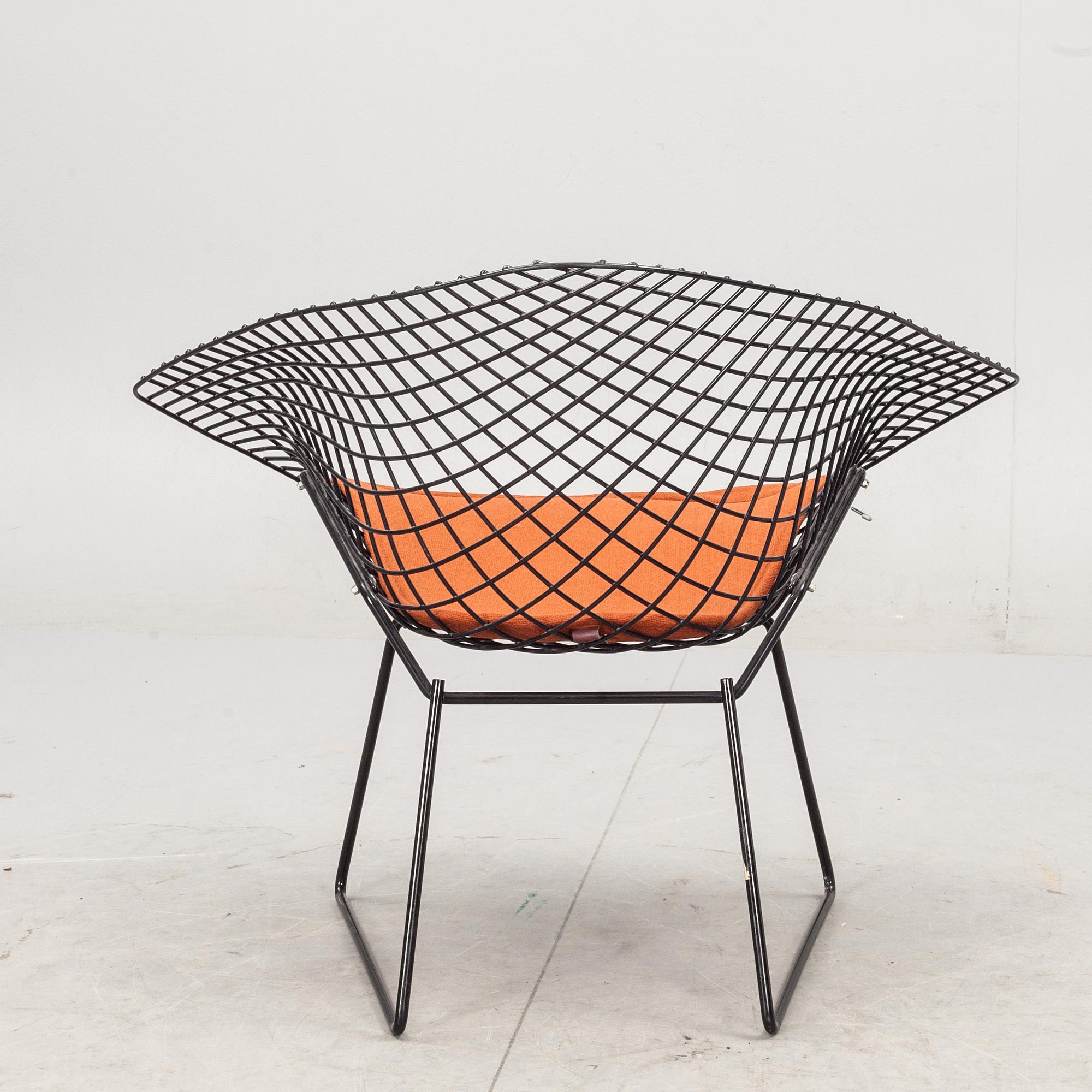 FÅTÖLJ, "Diamond chair" Harry Bertoia. 1900-talets andra hälft.