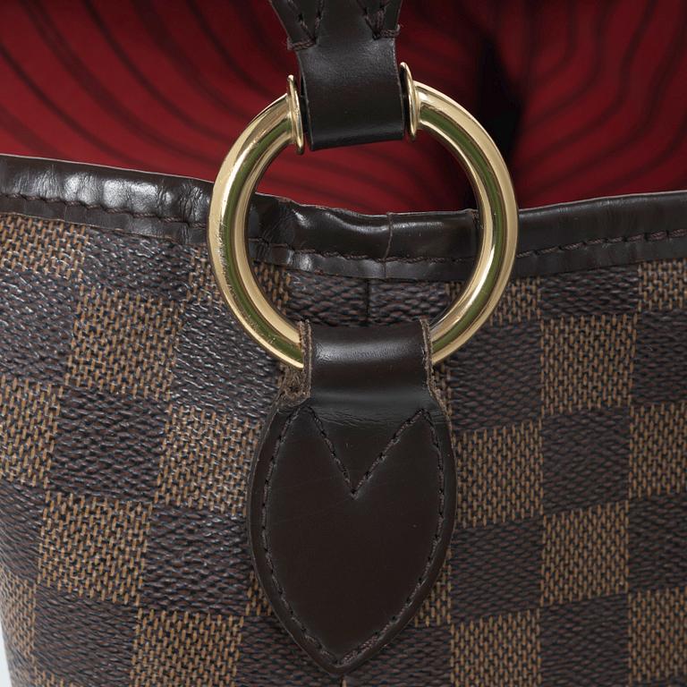 Louis Vuitton, a 'Delightful MM' handbag, 2016.