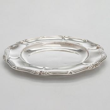 An Odiot silver dish, Paris France, latter half of the 19th century.