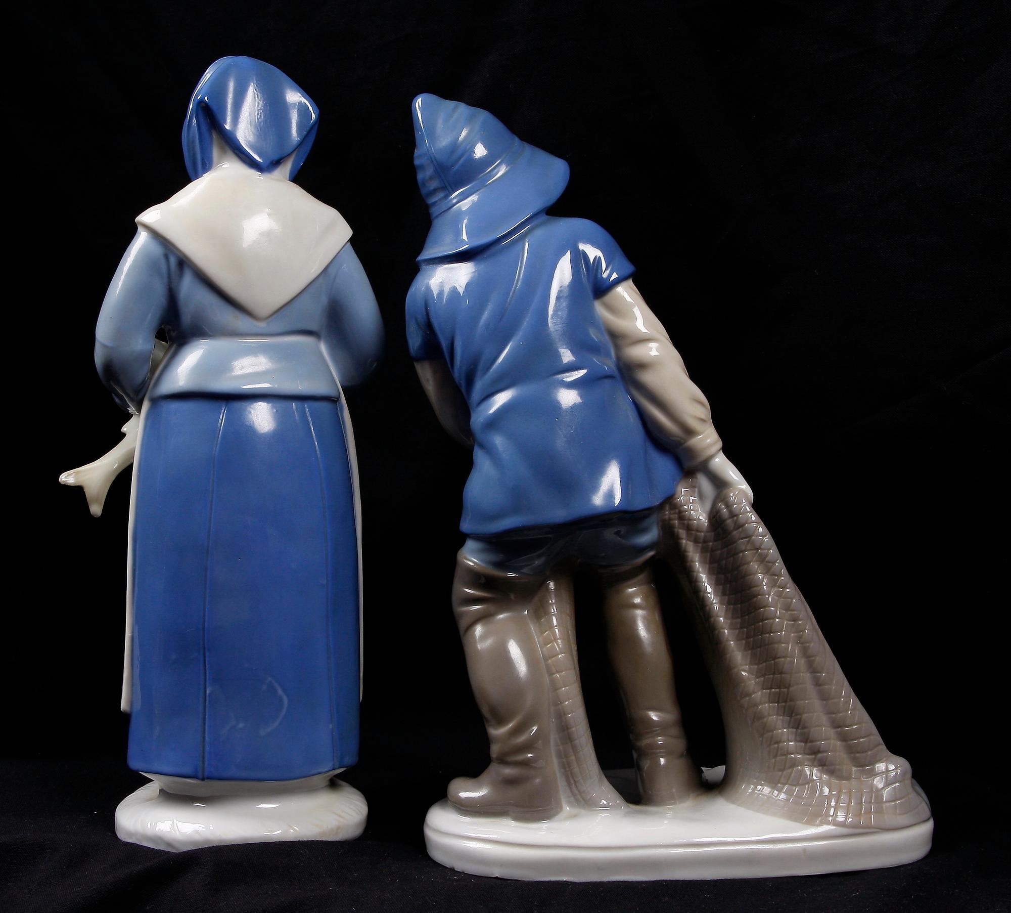 FIGURINER, ett par, porslin, Wagner & Apel, Tyskland, 1900-talets andra hälft.