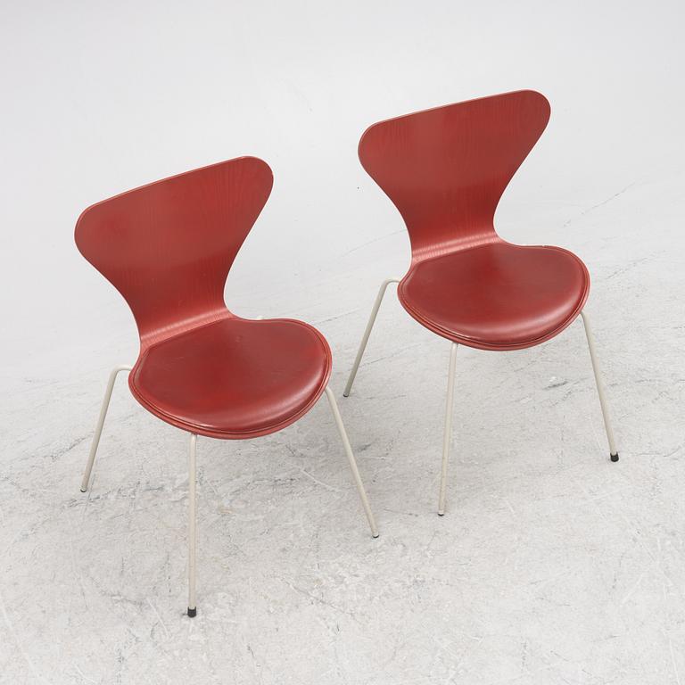 Arne Jacobsen, stolar, 6 st, "Sjuan", Fritz Hansen, Danmark, 1995.