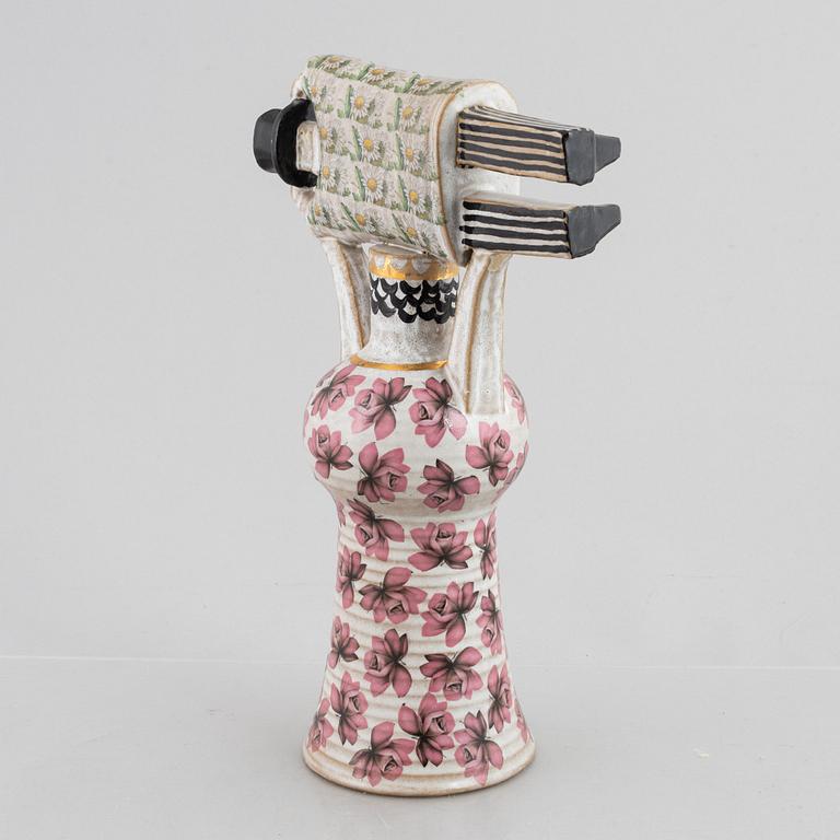 Lisa Larson, skulptur, stengods, "Samhällsdebatten", Gustavsberg 1969-71.