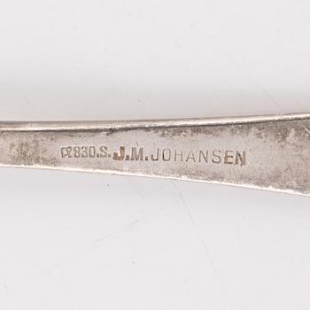 Bestickuppsättning silver och alpaca för undersökning.
