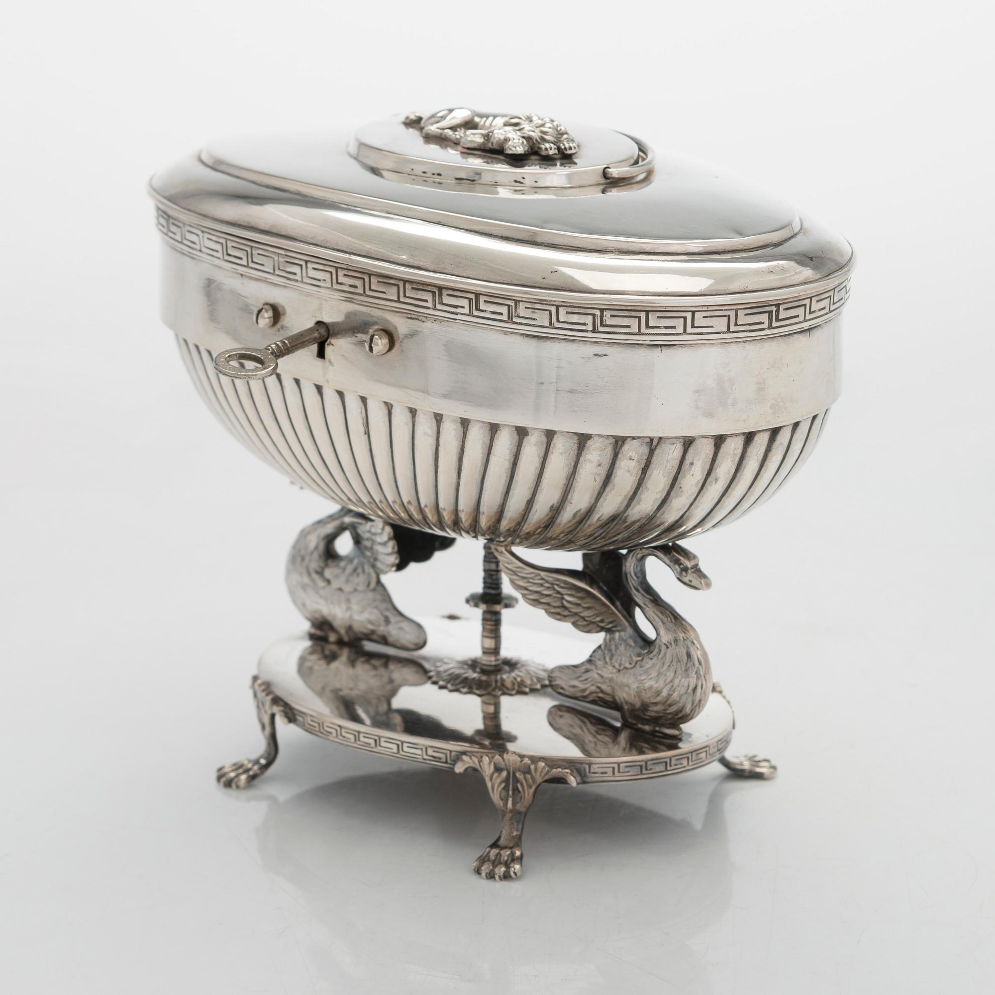 Johan Petter Grönvall, sockerskrin, silver, Stockholm, sannolikt kring 1820. Empir.