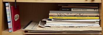 Björn Springfeldt's art library.