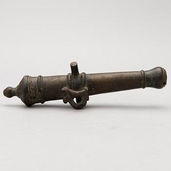 An 18th Century bronze signal cannon.