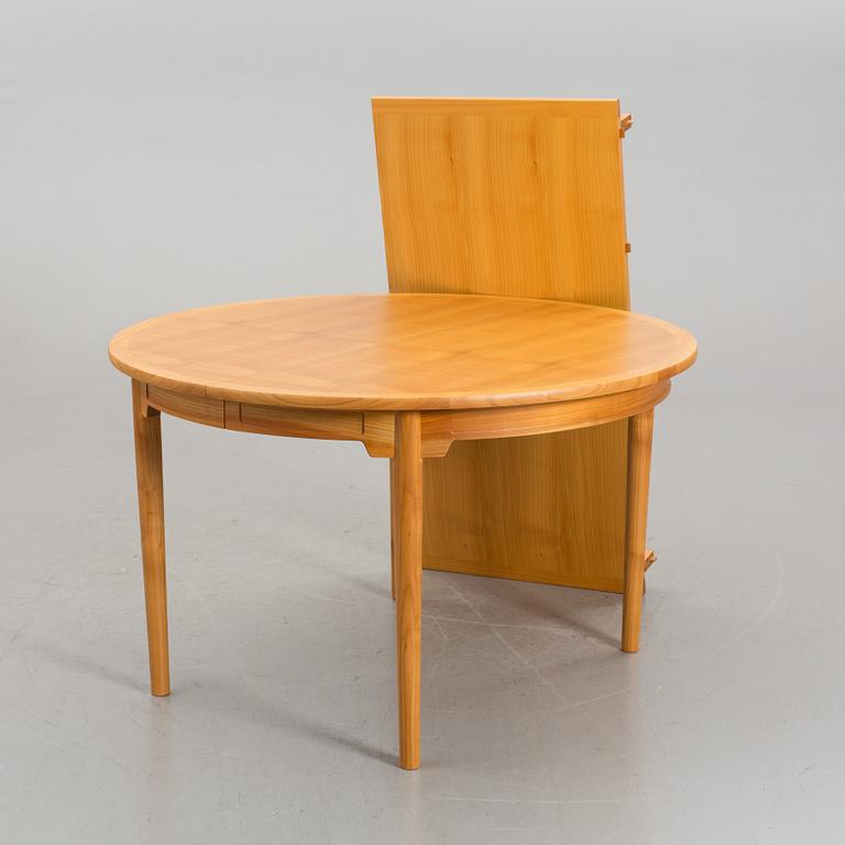 HANS J WEGNER,