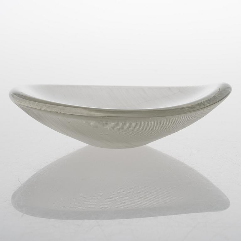 TAPIO WIRKKALA, A '3337' glass bowl, signed Tapio Wirkkala Iittala -58.