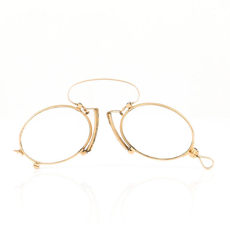 GULDPINCENÉ, 14K, haltstämplad 585, tidigt 1900-tal. Tot ca 12 gram.