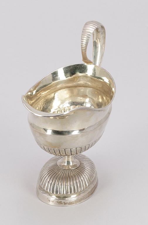 SÅSSNIPA PÅ FOT, silver, empire, Carl Lindström, Borås 1829. Vikt ca gram.