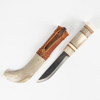 A reindeer horn knife by Sune Enoksson, signed and dated -91.