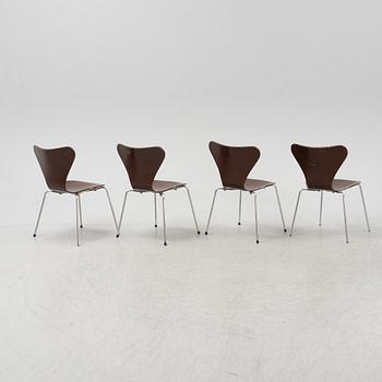 Arne Jacobsen, stolar, 4 st, "Sjuan", Fritz Hansen, Danmark, 1983.