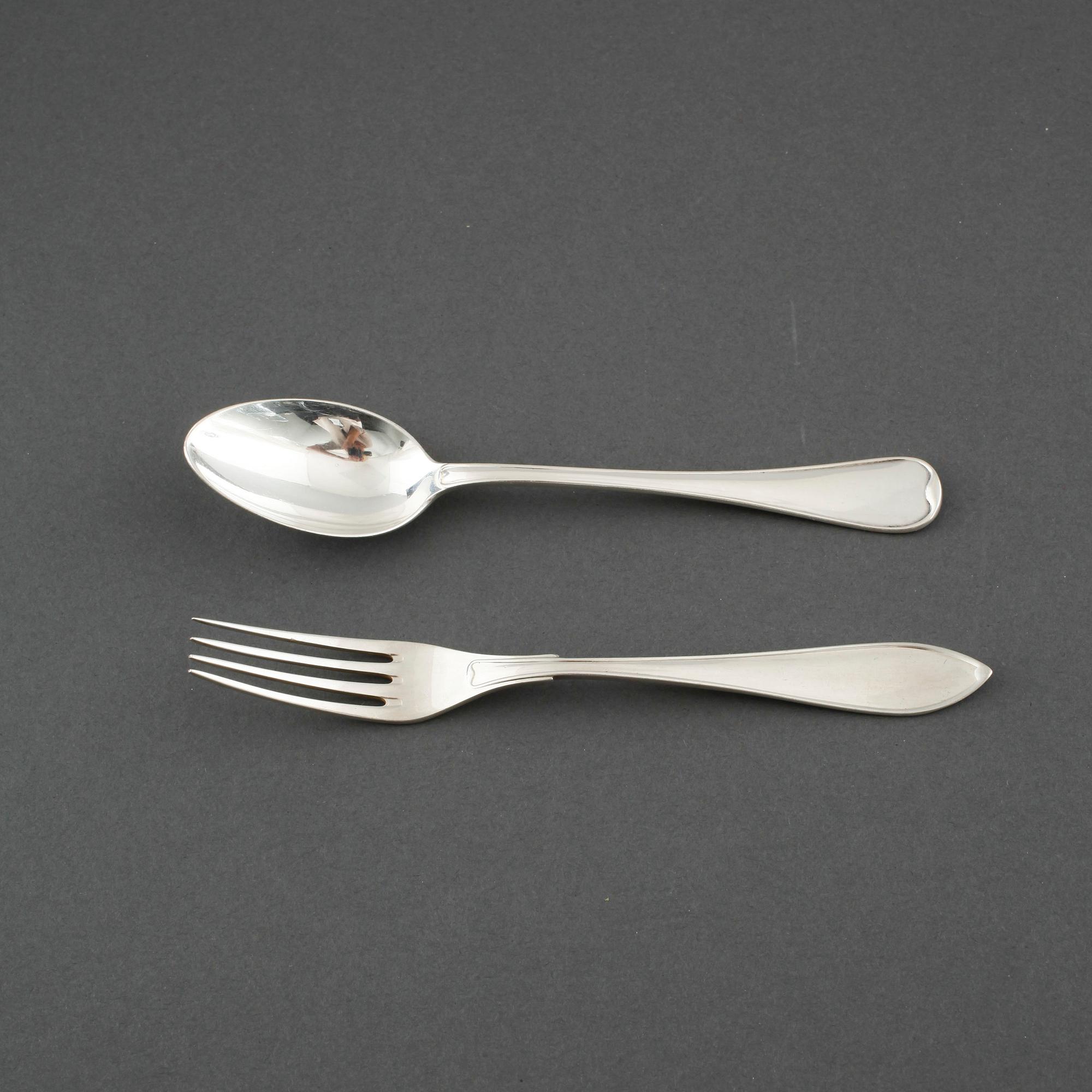 19 pieces of silver cutlery, first half of/mid 20th century.