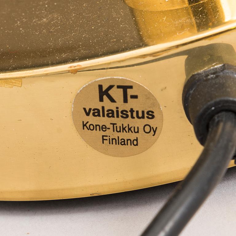 BORDSLAMPOR, ett par, mässing, 1900-talets andra hälft.