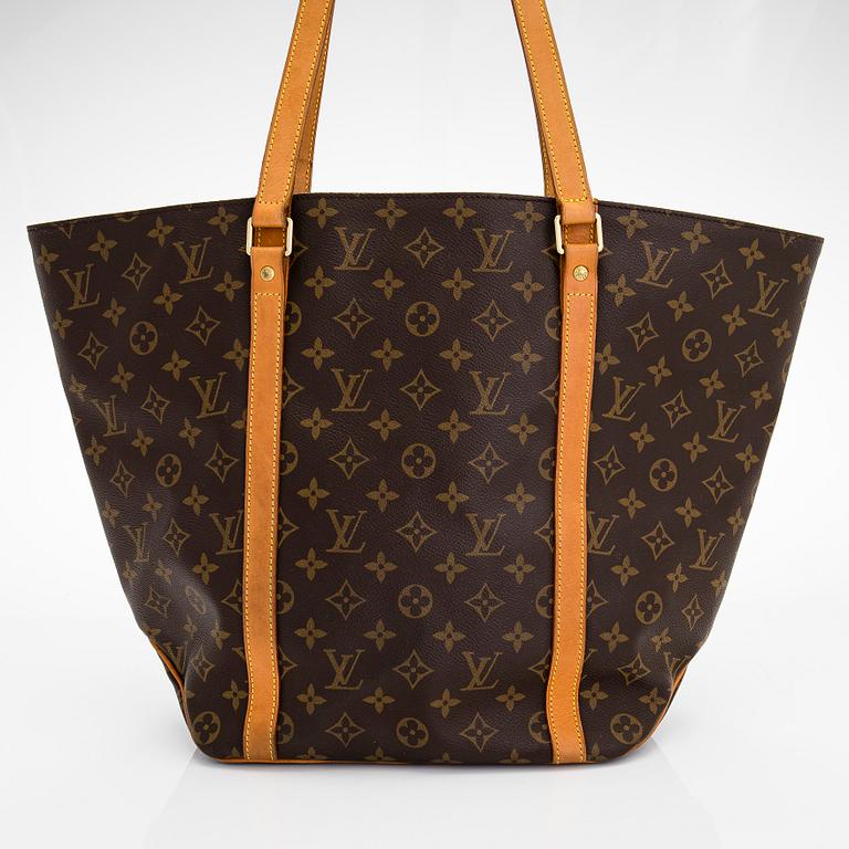 Louis Vuitton, a Monogram Canvas 'Sac Shopping' bag.