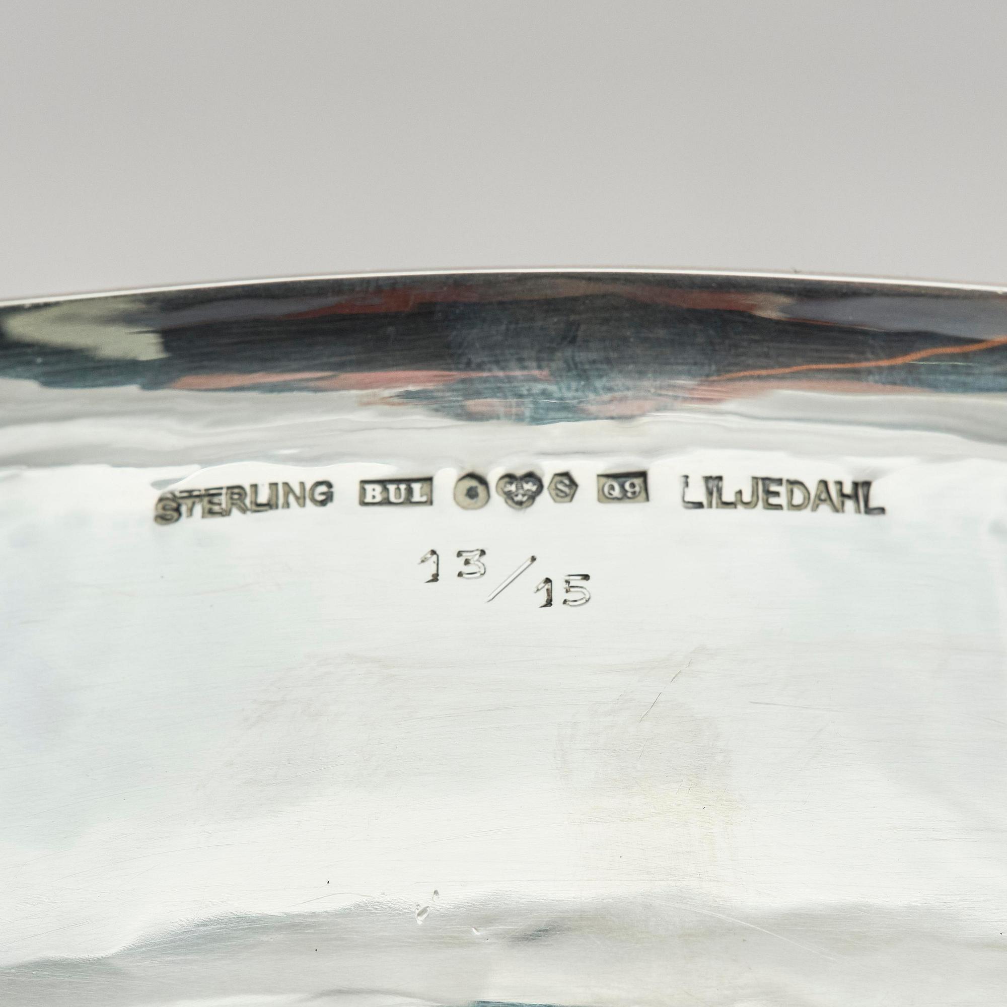 Bengt Liljedahl, a pair of sterling silver bowls, Stockholm, Sweden 1966.