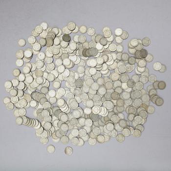 MYNT, enkronor, Gustaf V, 1946. Vikt ca 3400 gram.