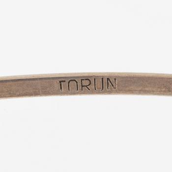 Vivianna Torun Bülow-Hübe, collier och örhängen, silver med lila-aprikosa glasdroppar.