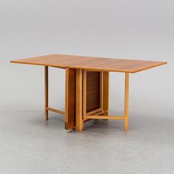 A 'Maria Flap' gateleg table by Bruno Mathsson for Firma Karl Mathsson, 1964.