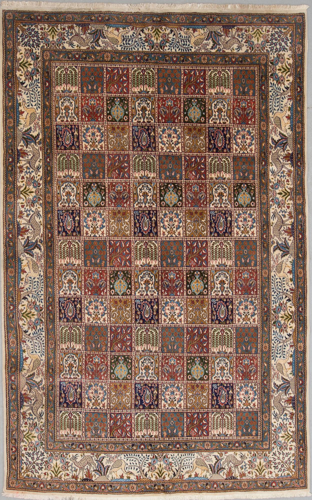 MATTA, Moud, part silk, modern tillverkning. Ca 296 x 189 cm.