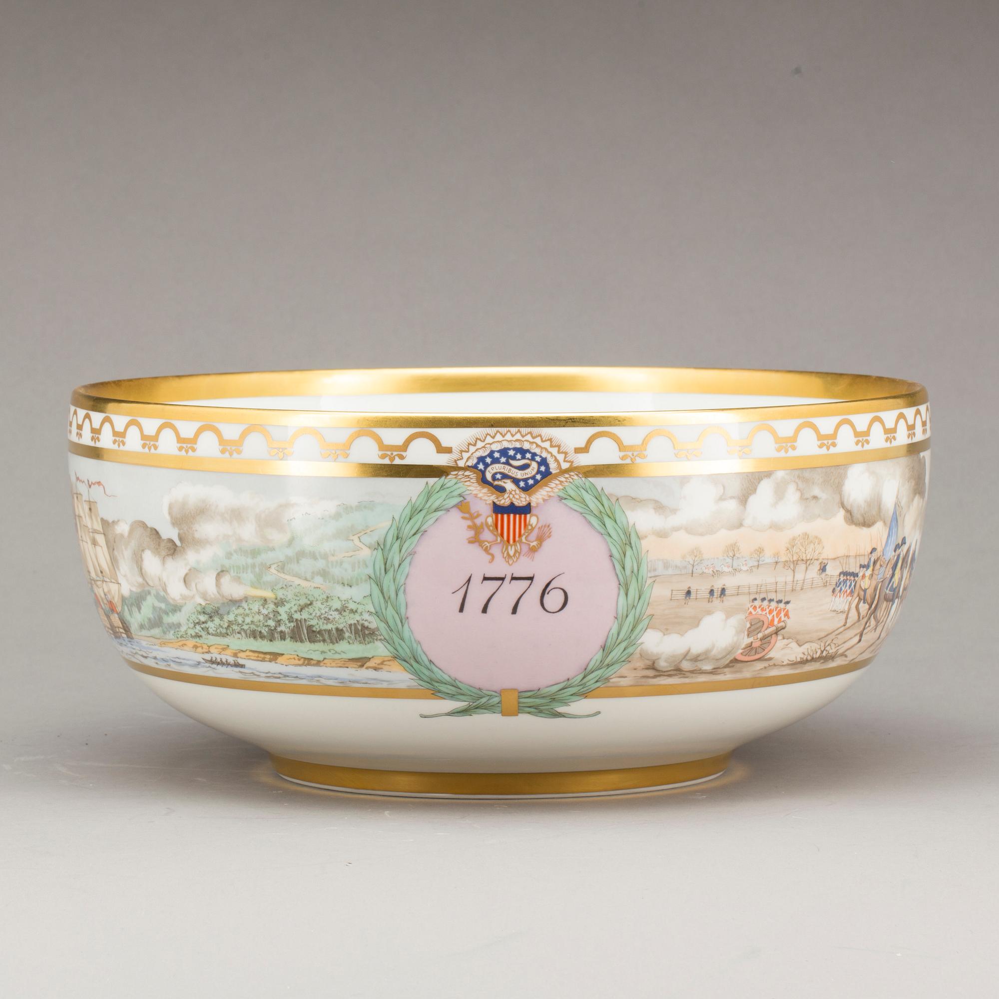 BÅLSKÅL, porslin, Royal Copenhagen, "The American Revolution 1776-1976".
