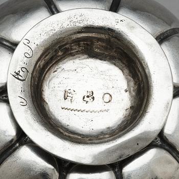 Baltzar Ekström, brännvinsskål, silver, Halmstad 1706. Karolinsk barock.