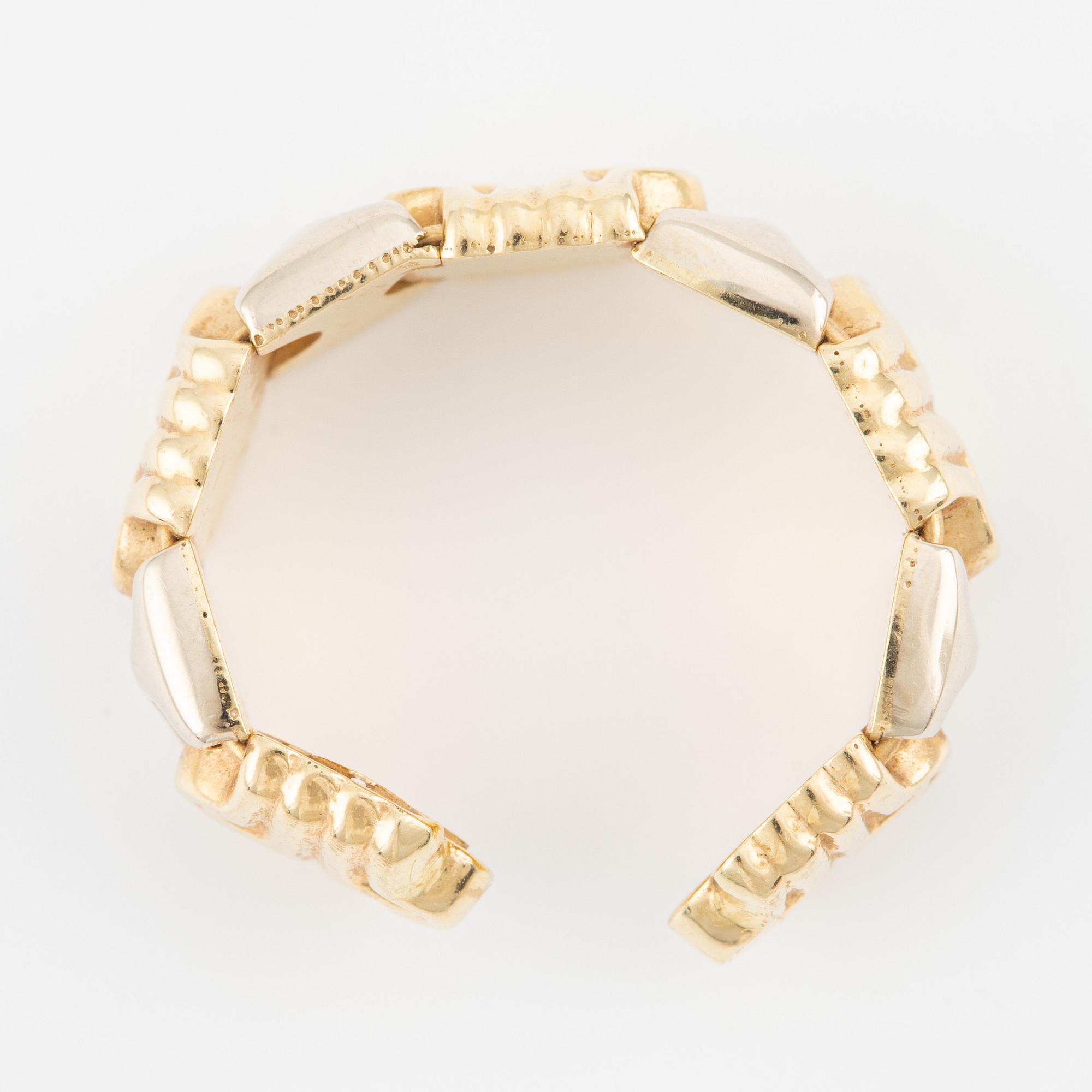 Ring samt örhängen, ett par, 18K guld, Italien.
