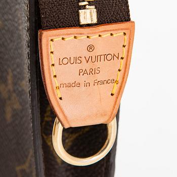 Louis Vuitton, a Monogram Canvas "Bucket" bag with pochette.