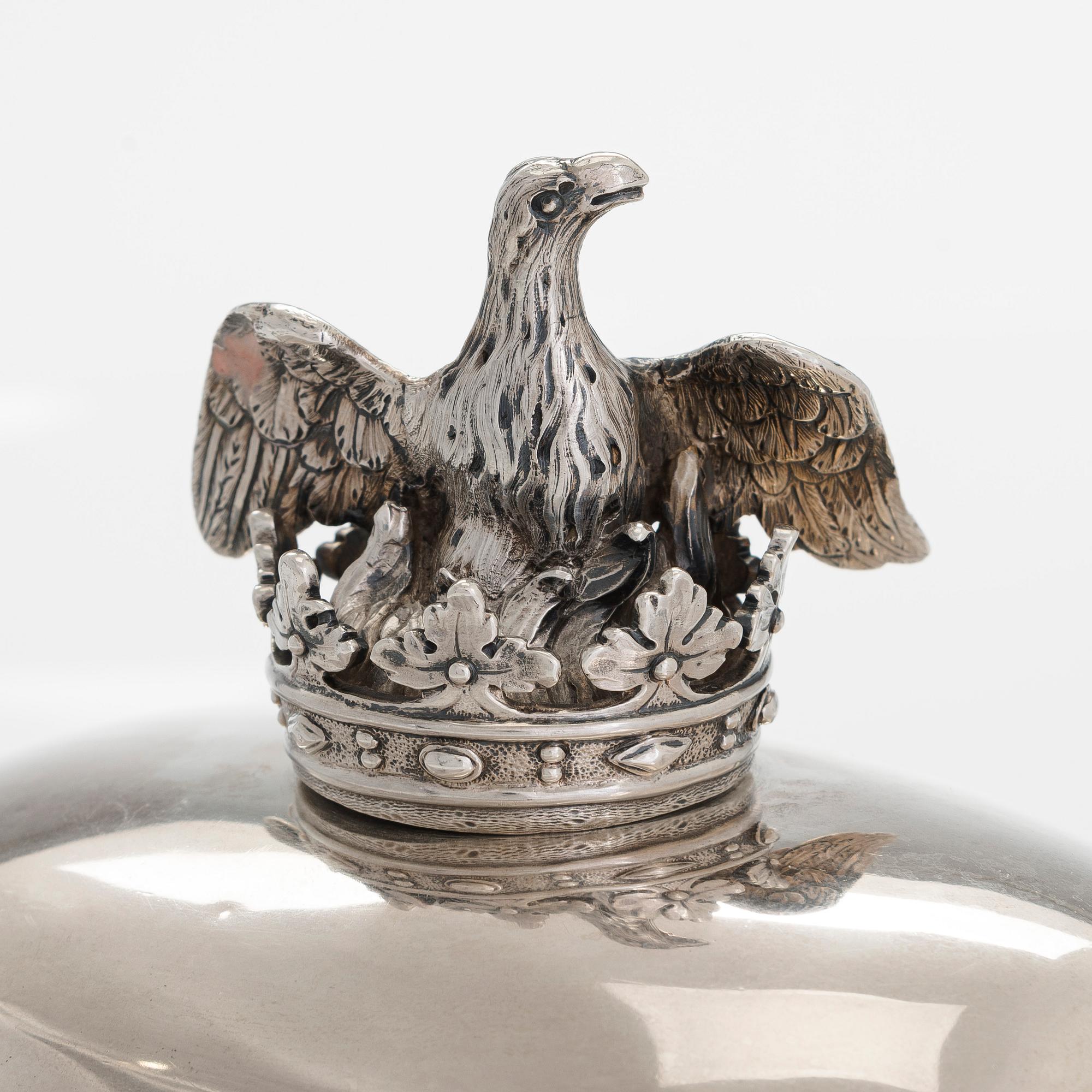 A mid-18th-century sterling silver tureen, mark of Peter Archambo II and Peter Meure, London 1753.
