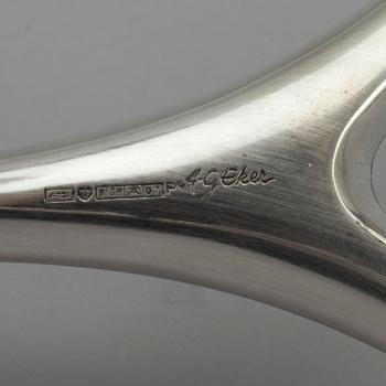 LJUSSTAKE, silver, för tre ljus, Anna-Greta Eker, Auran Kultaseppä, Åbo 1967. Vikt ca 185 g.