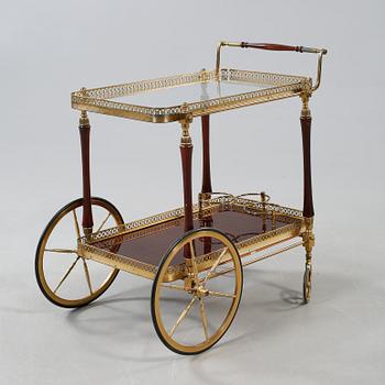 SERVERINGSVAGN, 1900-talets andra hälft.