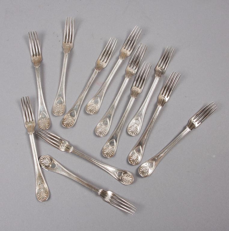 SMÖRGÅSGAFFLAR, 12 st, silver, Adolf Zethelius, Stockholm, 1828-29.