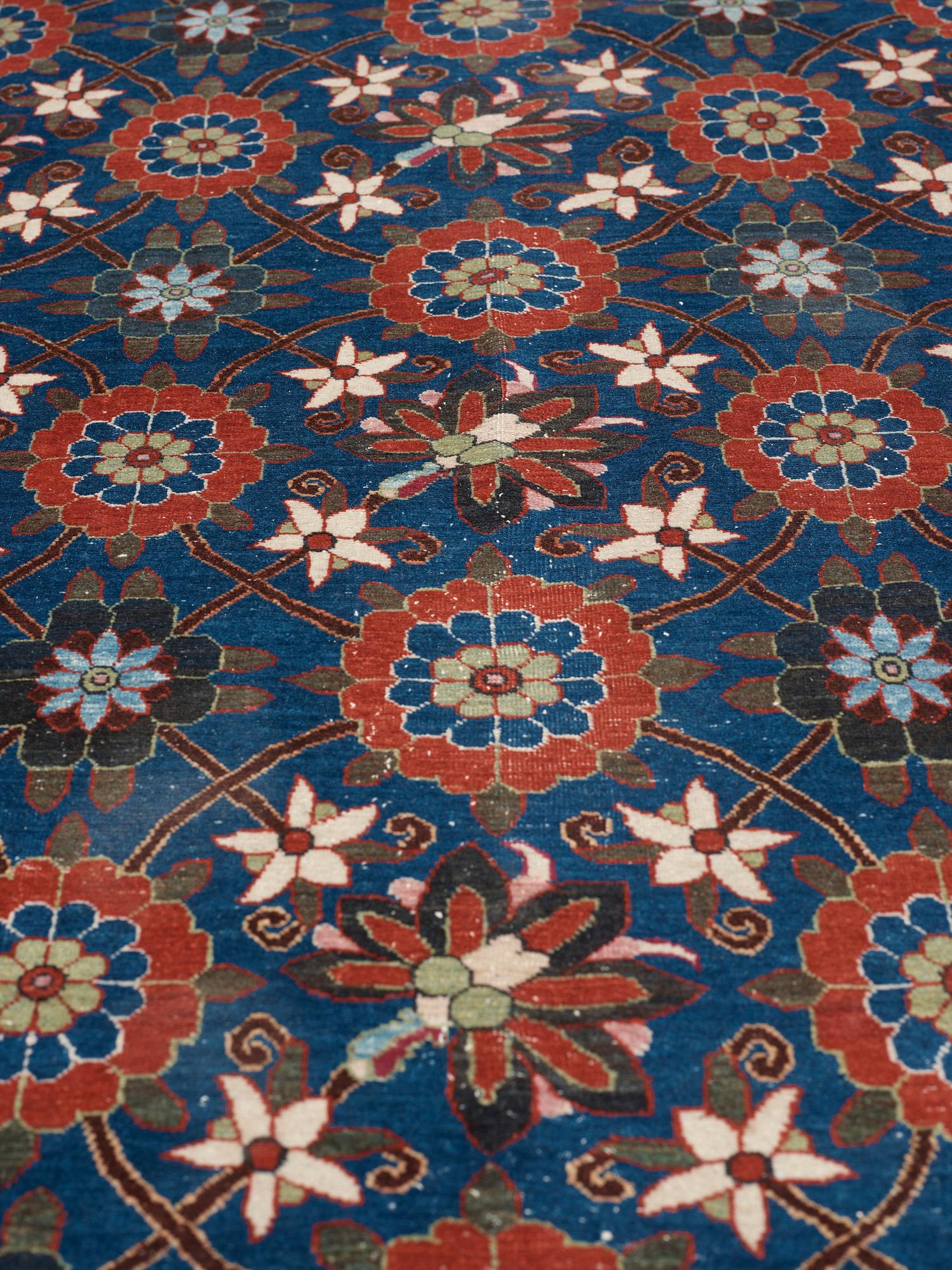 SEMIANTIK VERAMIN. 315,5 x 203 cm.