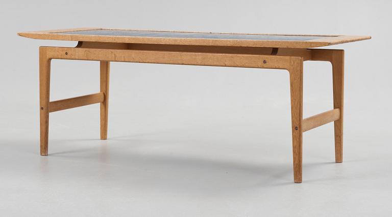 A Stig Lindberg & David Rosén Swedish Modern enamel top sofa table, Gustavsberg & Nordiska Kompaniet, 1959.