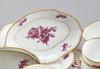 KAFFESERVIS, porslin, 22 delar, "Purple", Royal Copenhagen, Danmark, 1900-tal.