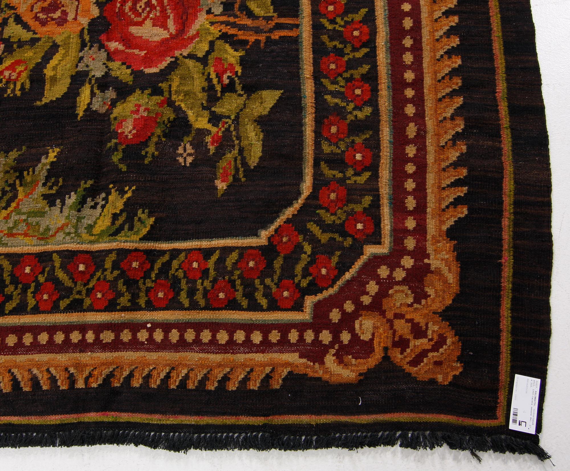 MATTA, Kelim, victoriansk stil, 1900-talets senare del. 174 x 232.