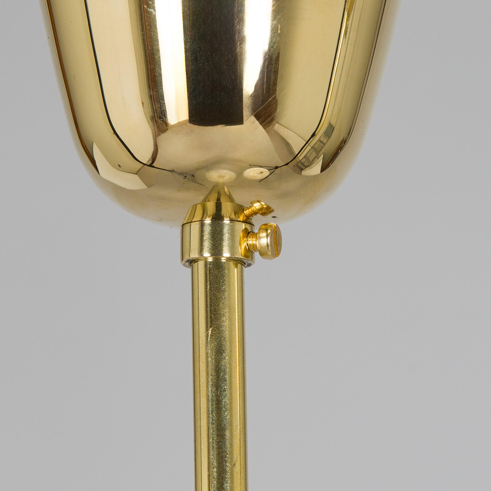 Paavo Tynell, a pair of mid-20th century 'K2-19' pendant lights for Idman.