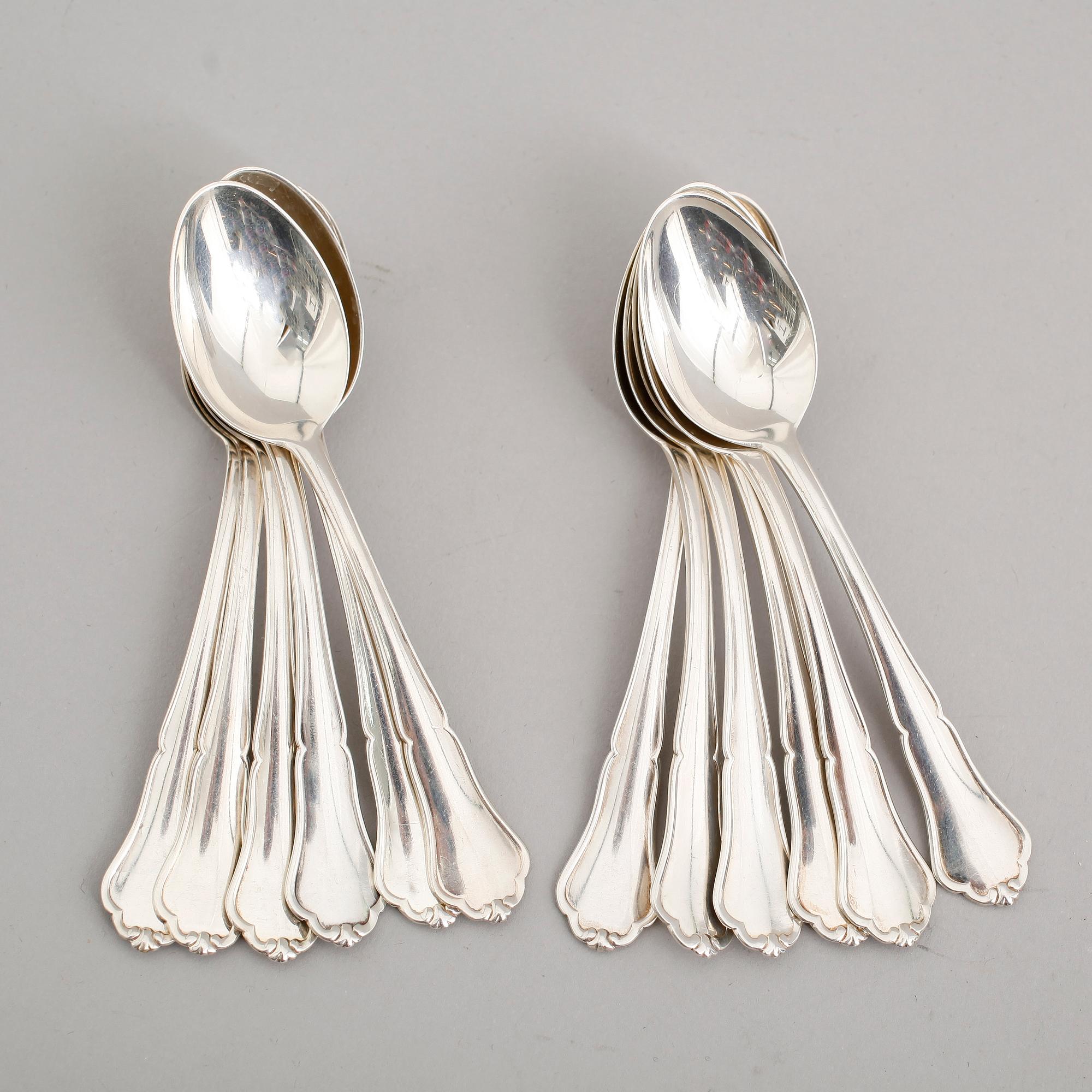 KAFFESKEDAR, 12 st, silver, CG Hallberg. Total vikt 153 g.