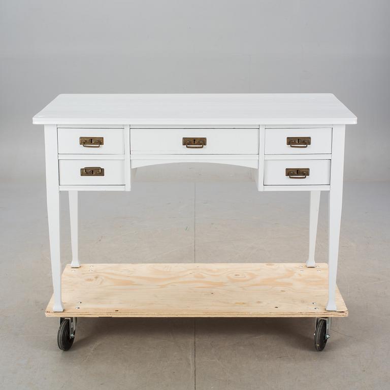 SKRIVBORD, Jugend, 1900-talets första hälft.