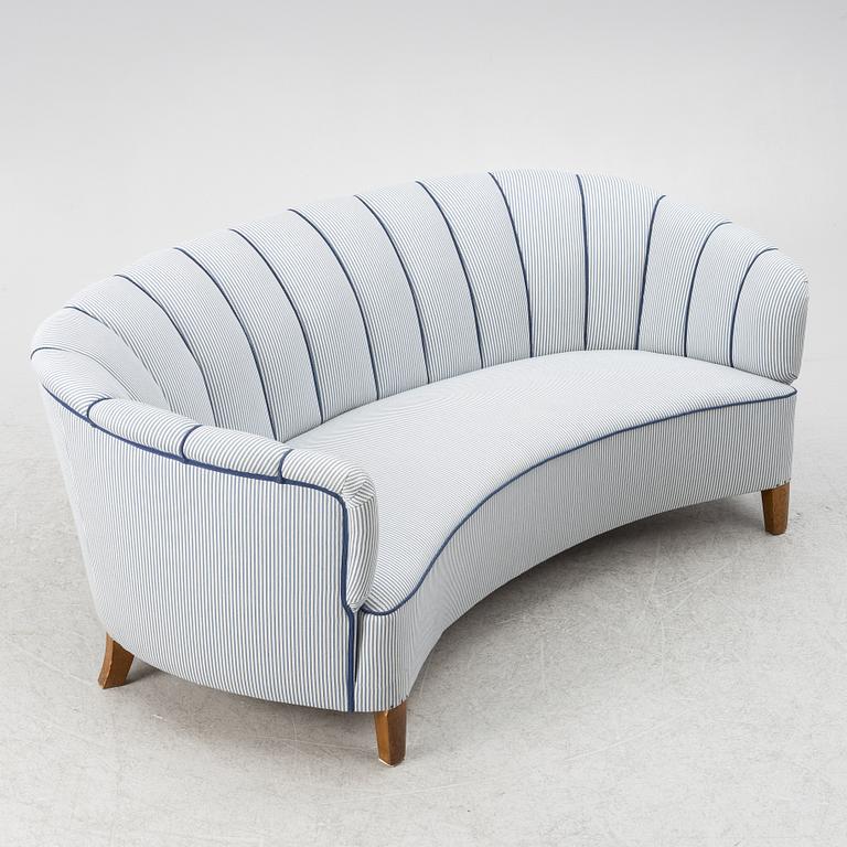 Sofa Swedish modern, first half of the 20th century.