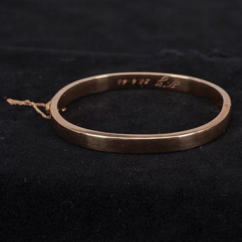 ARMRING, guld 14K, Nestor Westerback, Helsingfors 1963. Vikt 12 g.