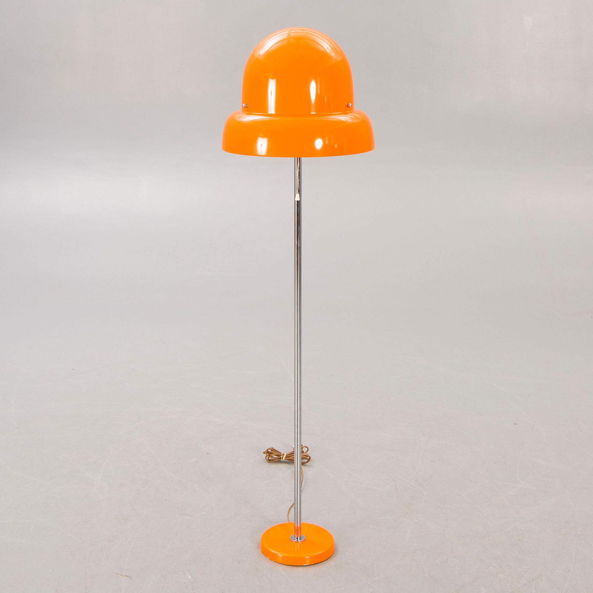 A Bergboms 1970/80s plastic floor lamp.