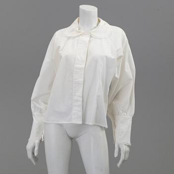 A Swedish folk costume from the second half of the 20th century.